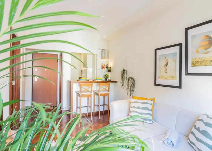 Adorable Center Nao 公寓 *