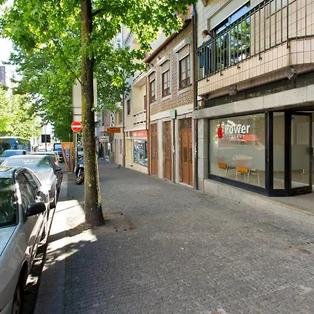 Adorable Center Nao Apartman *