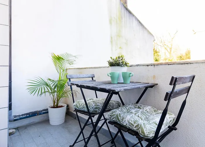 Adorable Center Nao شقة