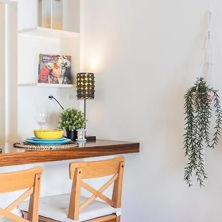 Adorable Center Nao Apartamento